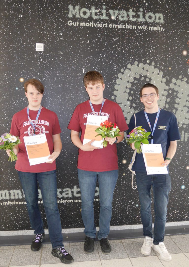 3 Franziskaner räumen beim Sächsischen Informatikwettbewerb ab